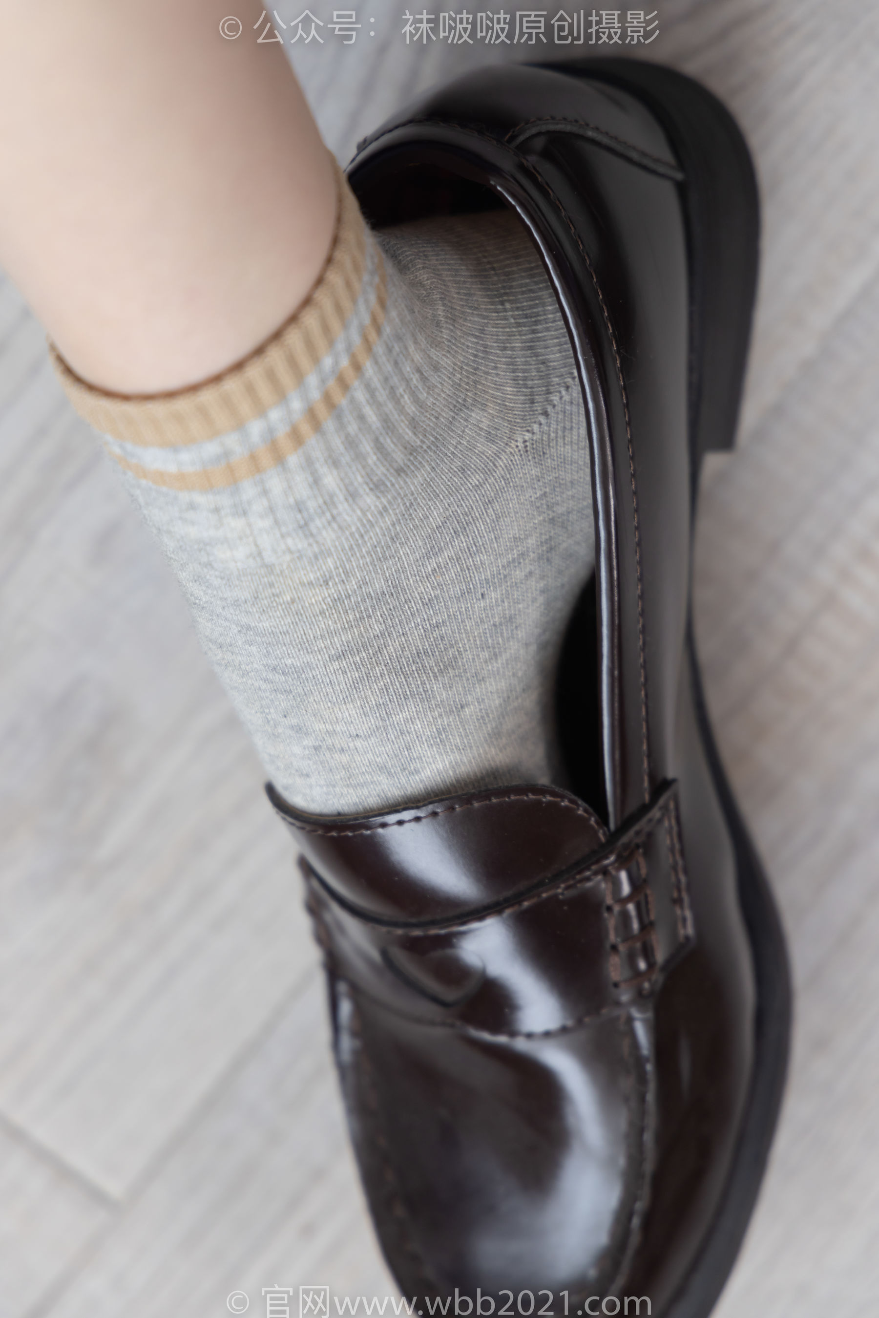 BoBoSocks襪啵啵 No.250 稚予 -板鞋、皮鞋、白棉襪、灰棉襪